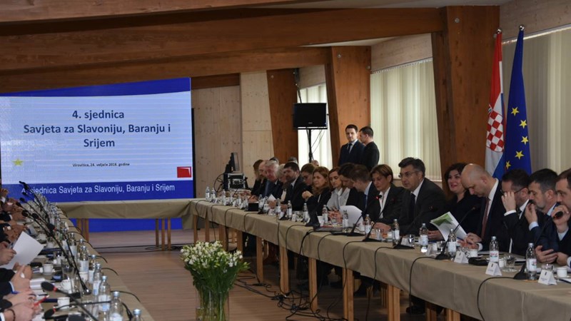 Predsjednik Vlade: U trajanju našeg mandata ugovoreno 5,5 milijardi kuna projekata za Slavoniju, Baranju i Srijem